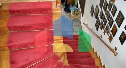 Продаж - Котедж 505 m² в Аттиці