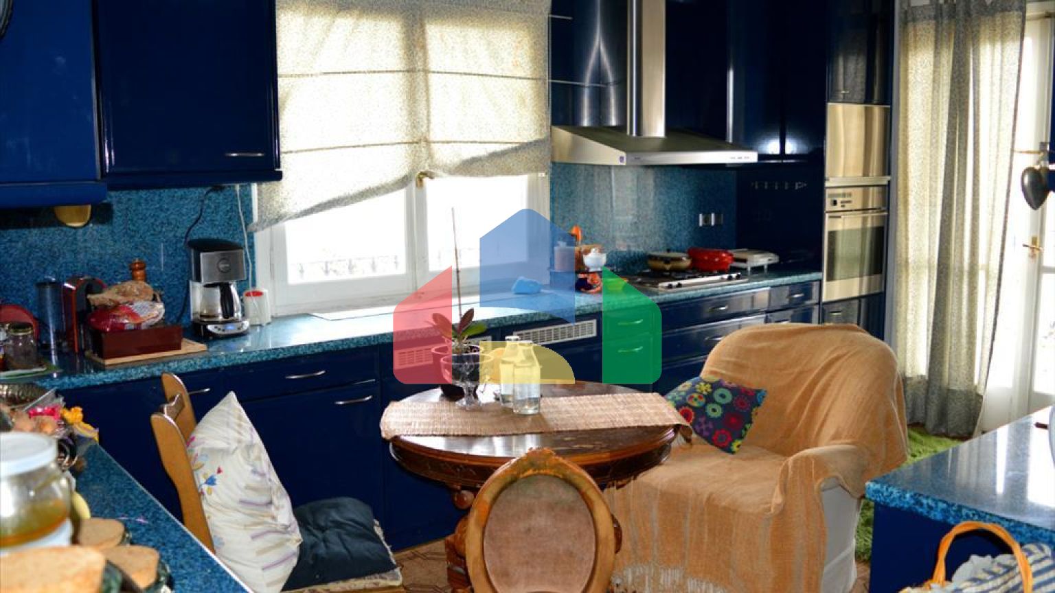 Продаж - Котедж 505 m² в Аттиці