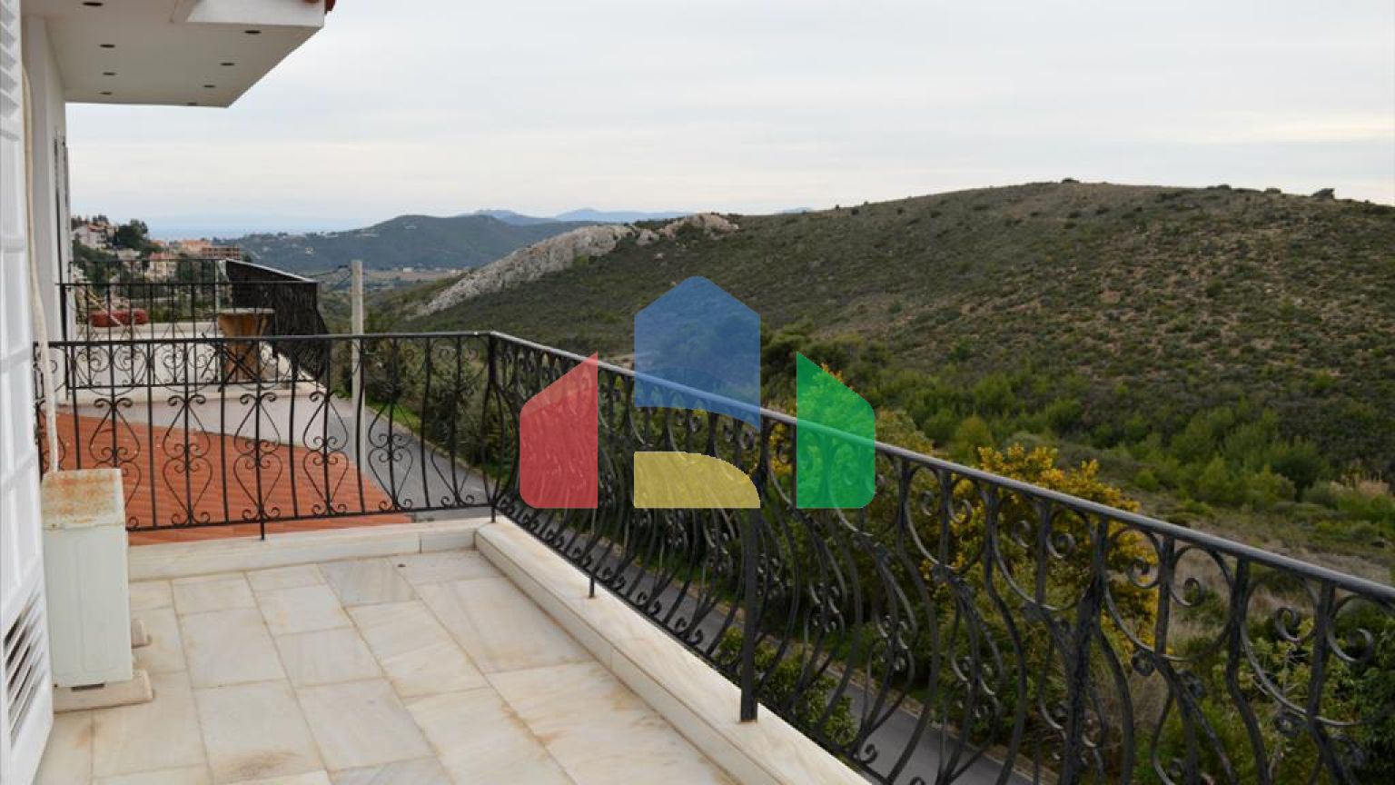 Продаж - Котедж 505 m² в Аттиці