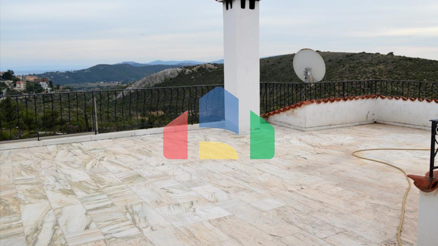 Продаж - Котедж 505 m² в Аттиці