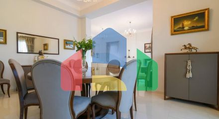 Продаж - Вілла 500 m² в Аттиці