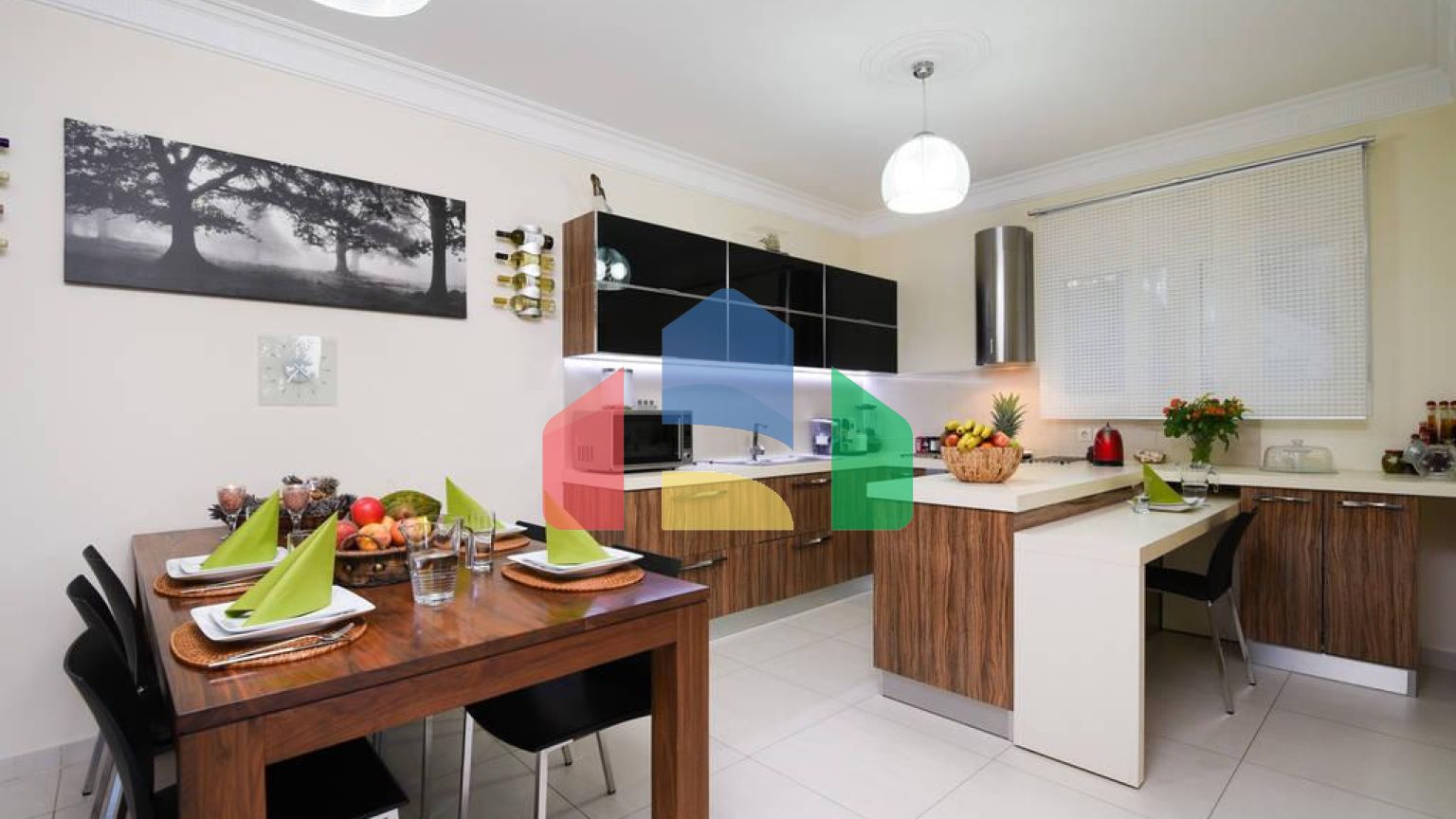 Продаж - Вілла 500 m² в Аттиці