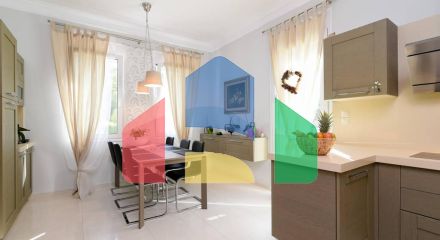 Продаж - Вілла 500 m² в Аттиці