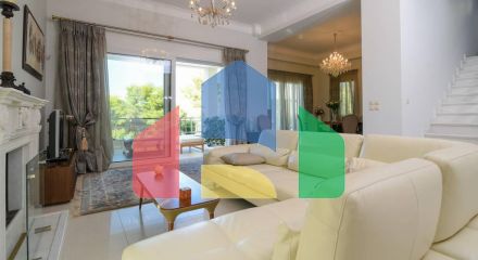 Продаж - Вілла 500 m² в Аттиці