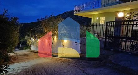 Продажа - Коттедж 85 m² в Аттике