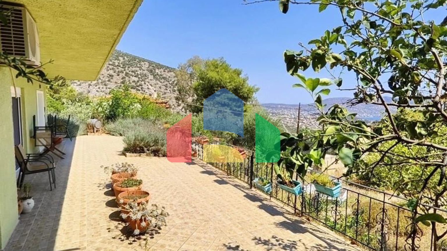 Продажа - Коттедж 85 m² в Аттике