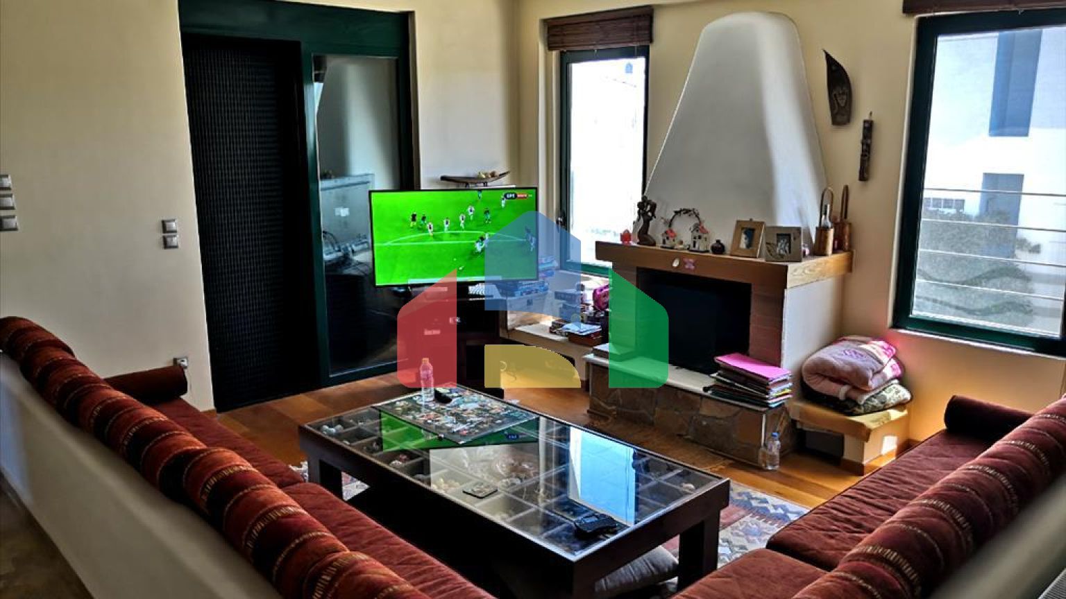 Продаж - Котедж 350 m² в Аттиці