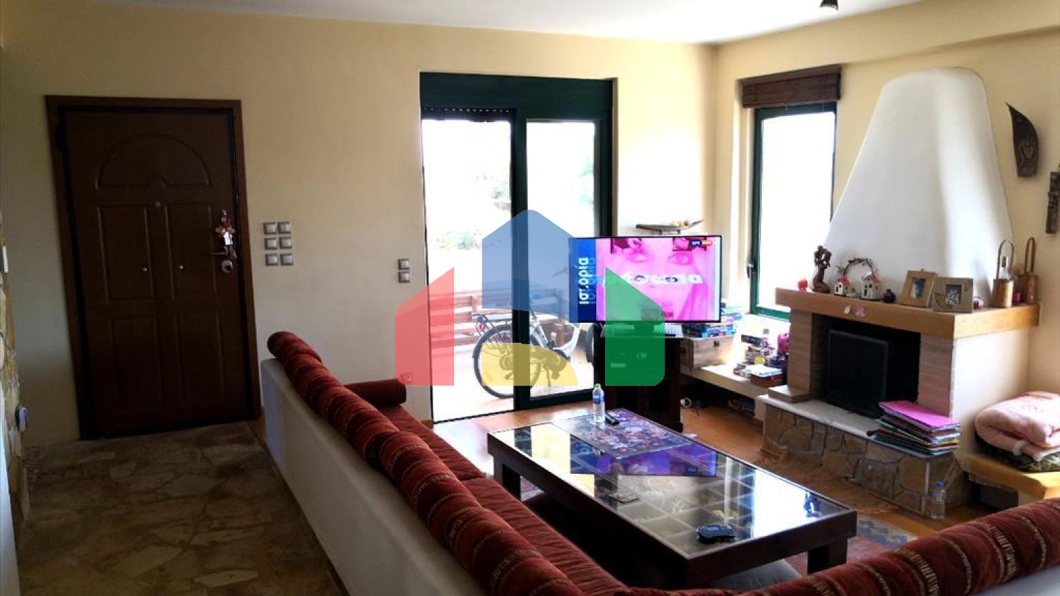 Продаж - Котедж 350 m² в Аттиці