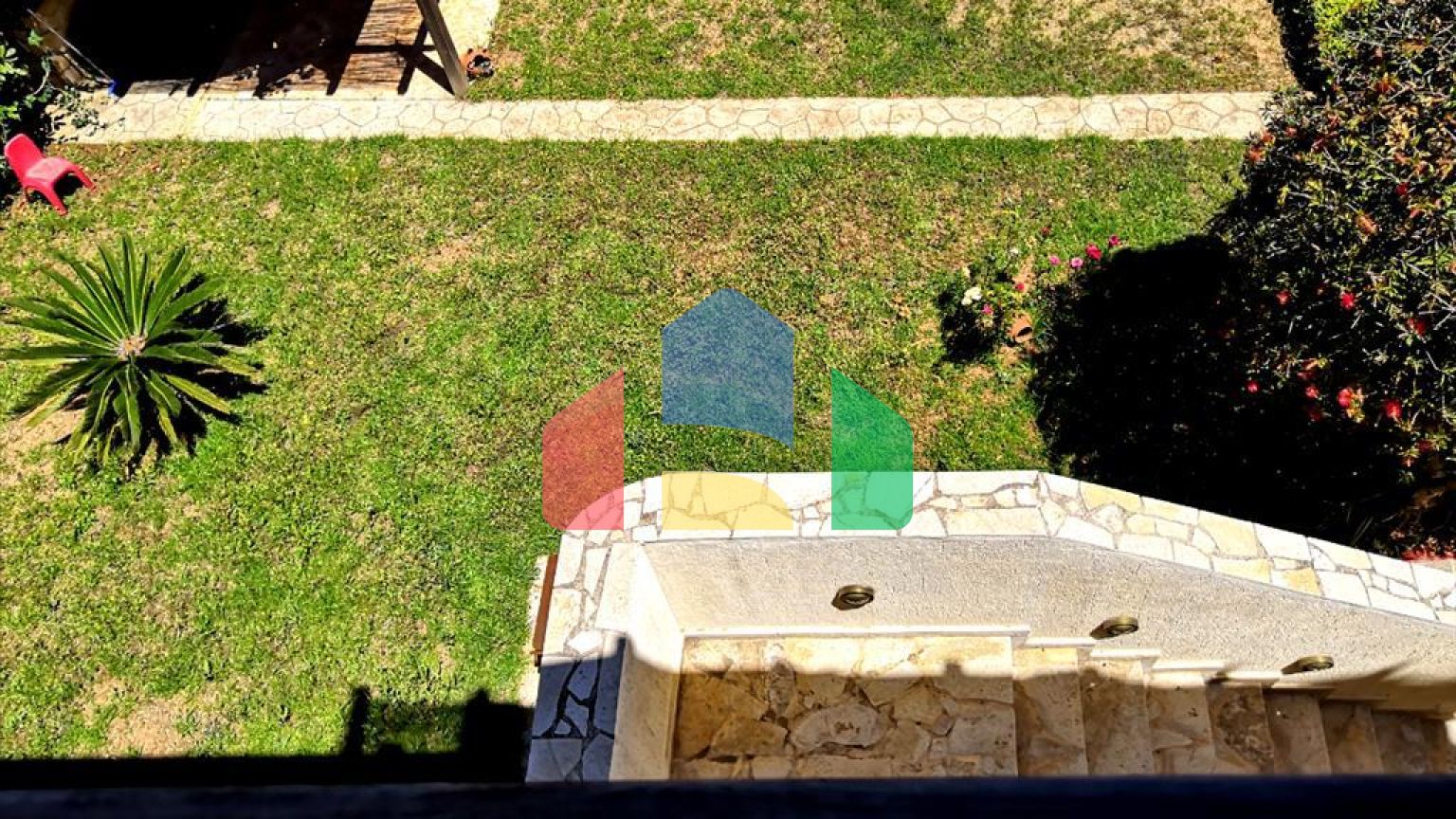 Продаж - Котедж 350 m² в Аттиці