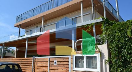 Продажа - Коттедж 250 m² в Аттике