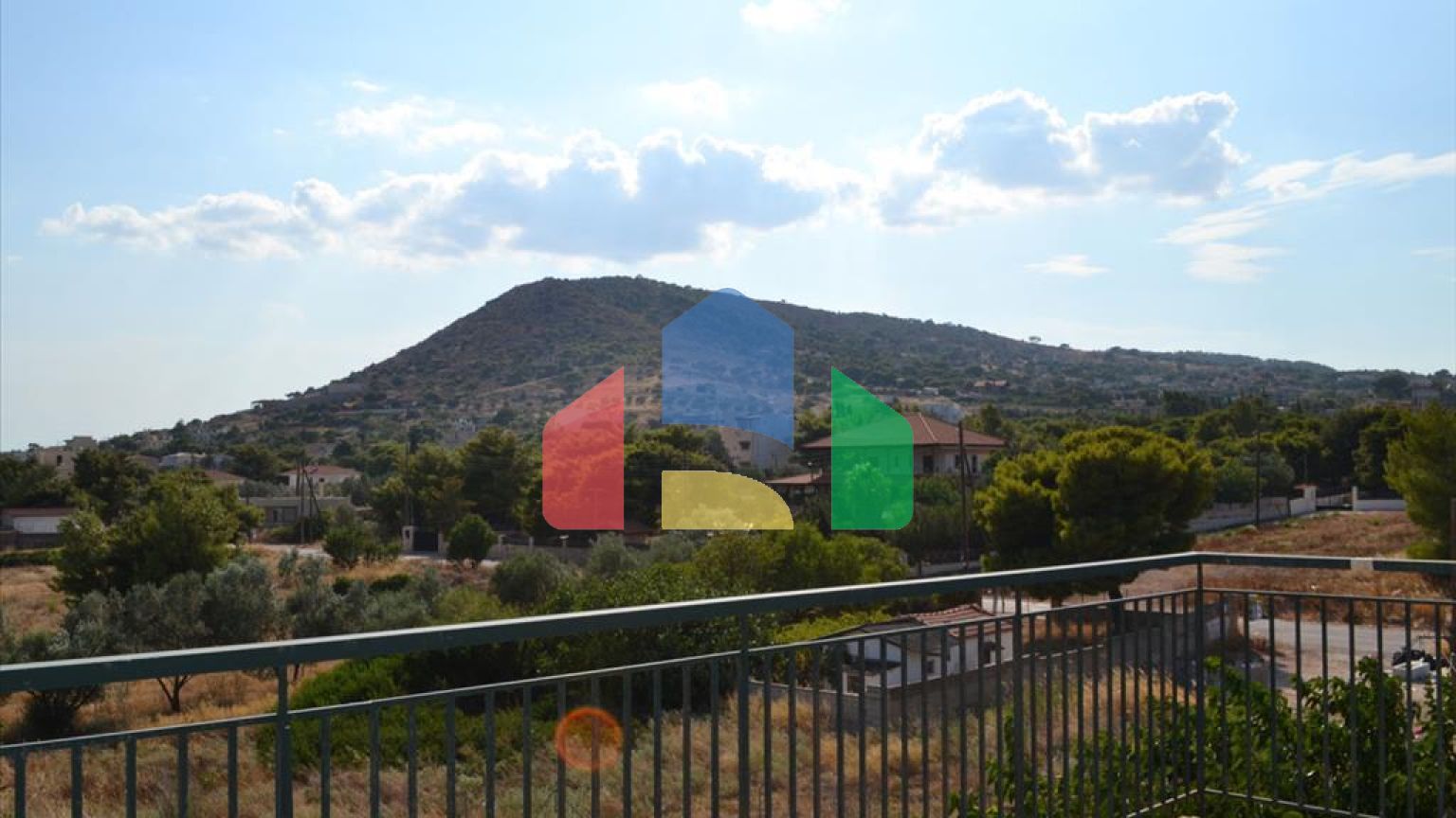 Продаж - Котедж 250 m² в Аттиці