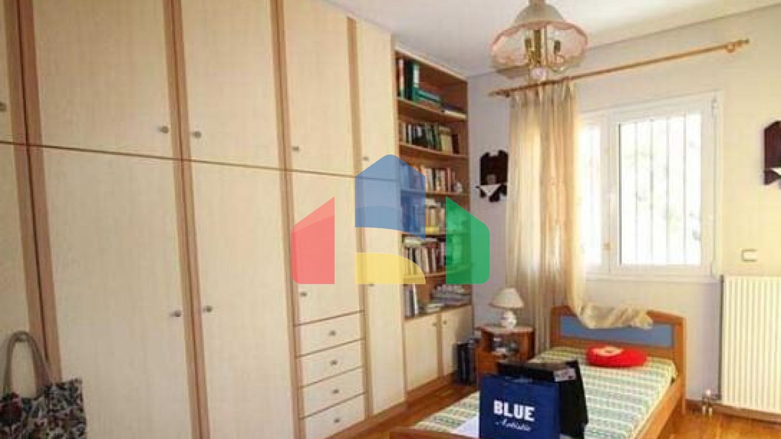 Продаж - Котедж 369 m² в Аттиці