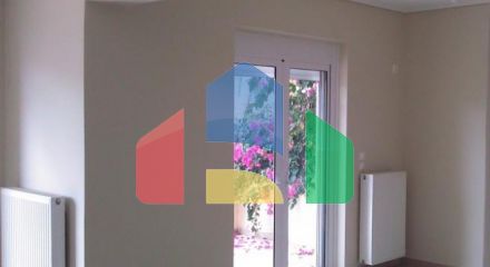 Продаж - Таунхаус 244 m² в Аттиці