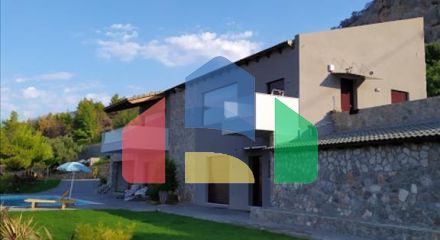 Продажа - Вилла 300 m² в Аттике