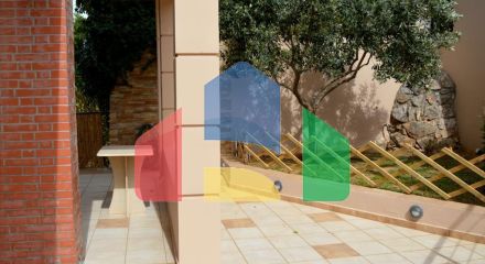 Продажа - Коттедж 400 m² в Аттике