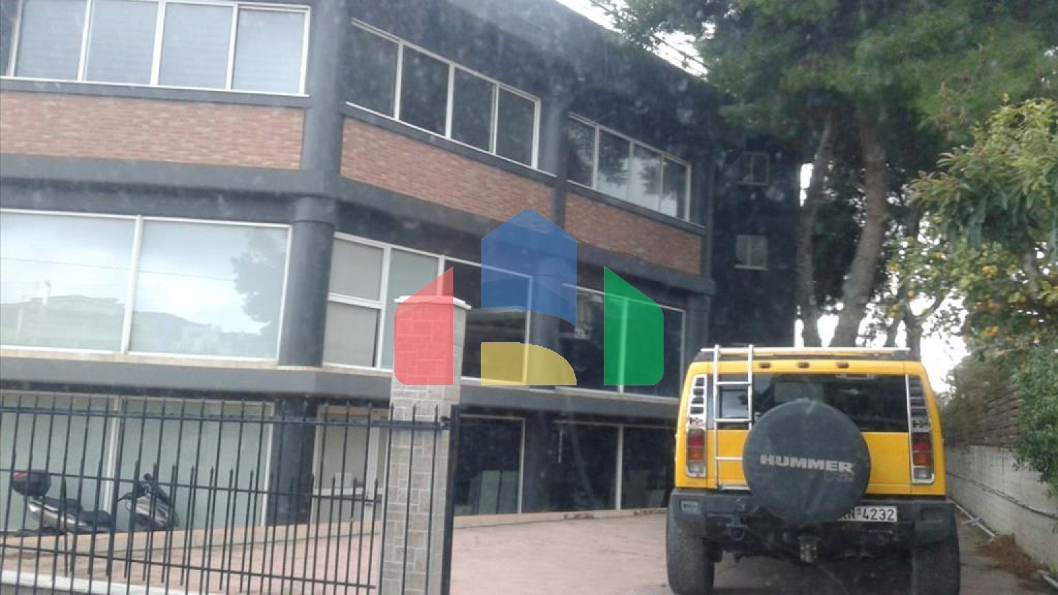 Продаж - Будівля 2050 m² в Аттиці