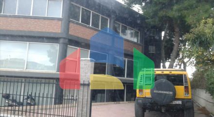 Продаж - Будівля 2050 m² в Аттиці