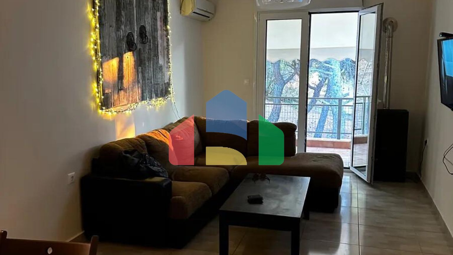 Продаж - Квартира 50 m² в Аттиці