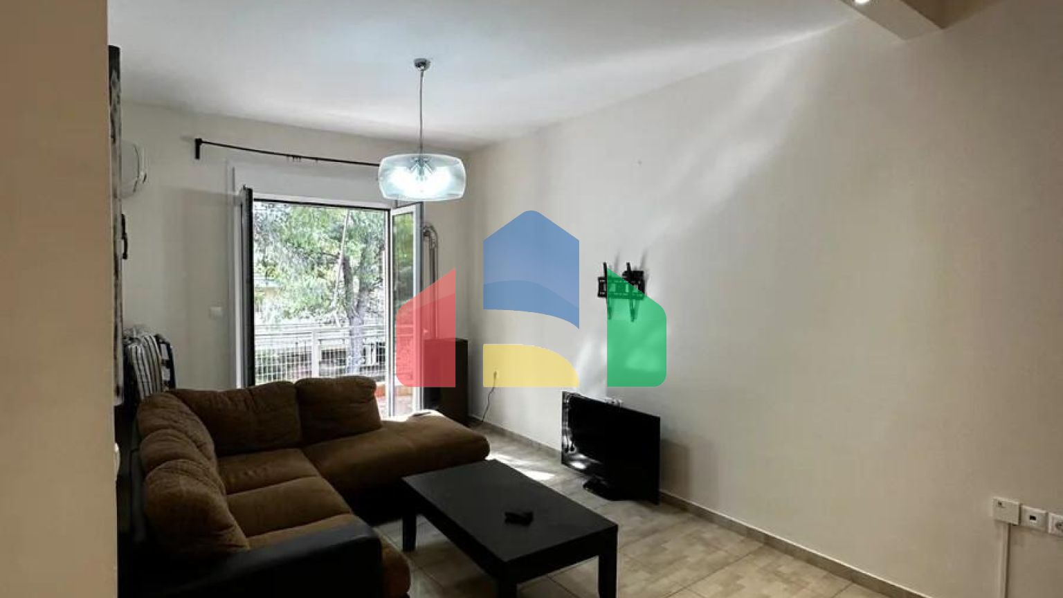 Продаж - Квартира 50 m² в Аттиці