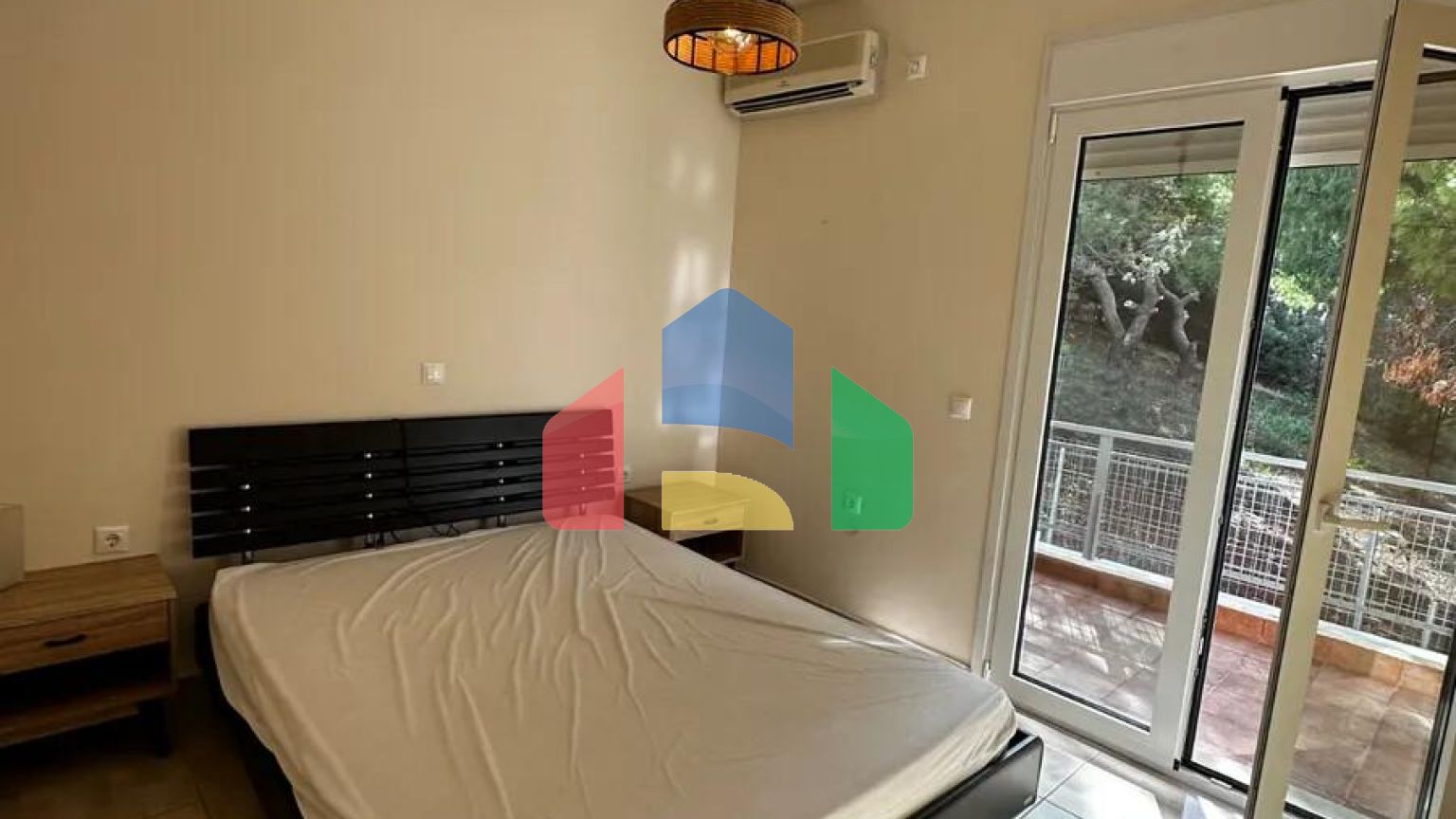 Продаж - Квартира 50 m² в Аттиці