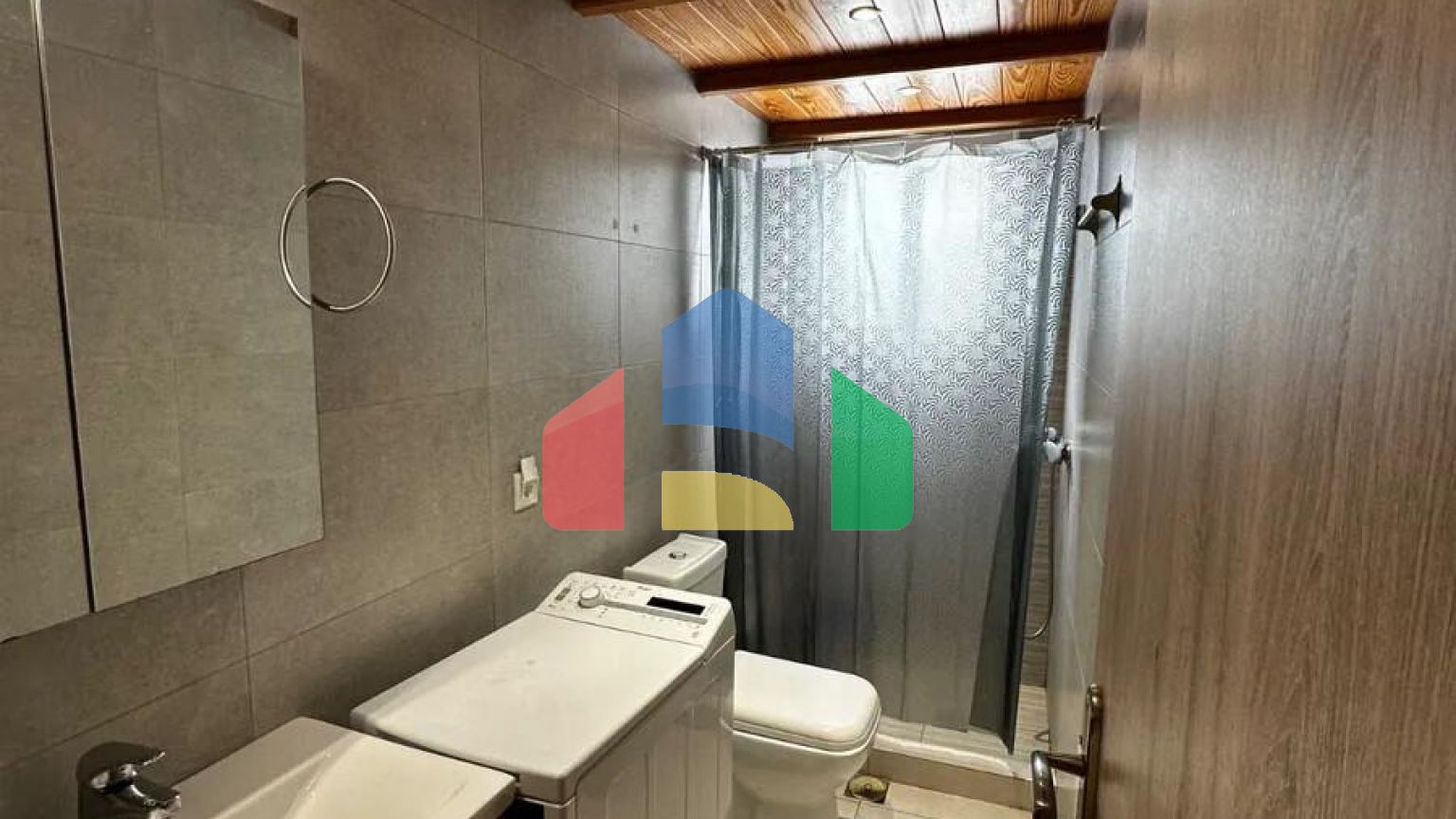 Продаж - Квартира 50 m² в Аттиці