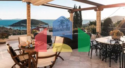 Продаж - Вілла 350 m² в Аттиці