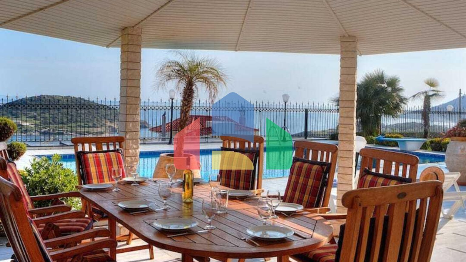 Продаж - Вілла 350 m² в Аттиці