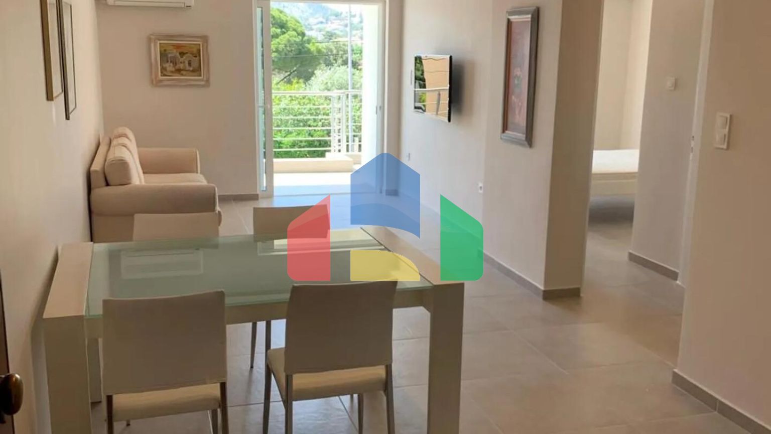 Продаж - Квартира 57 m² в Аттиці