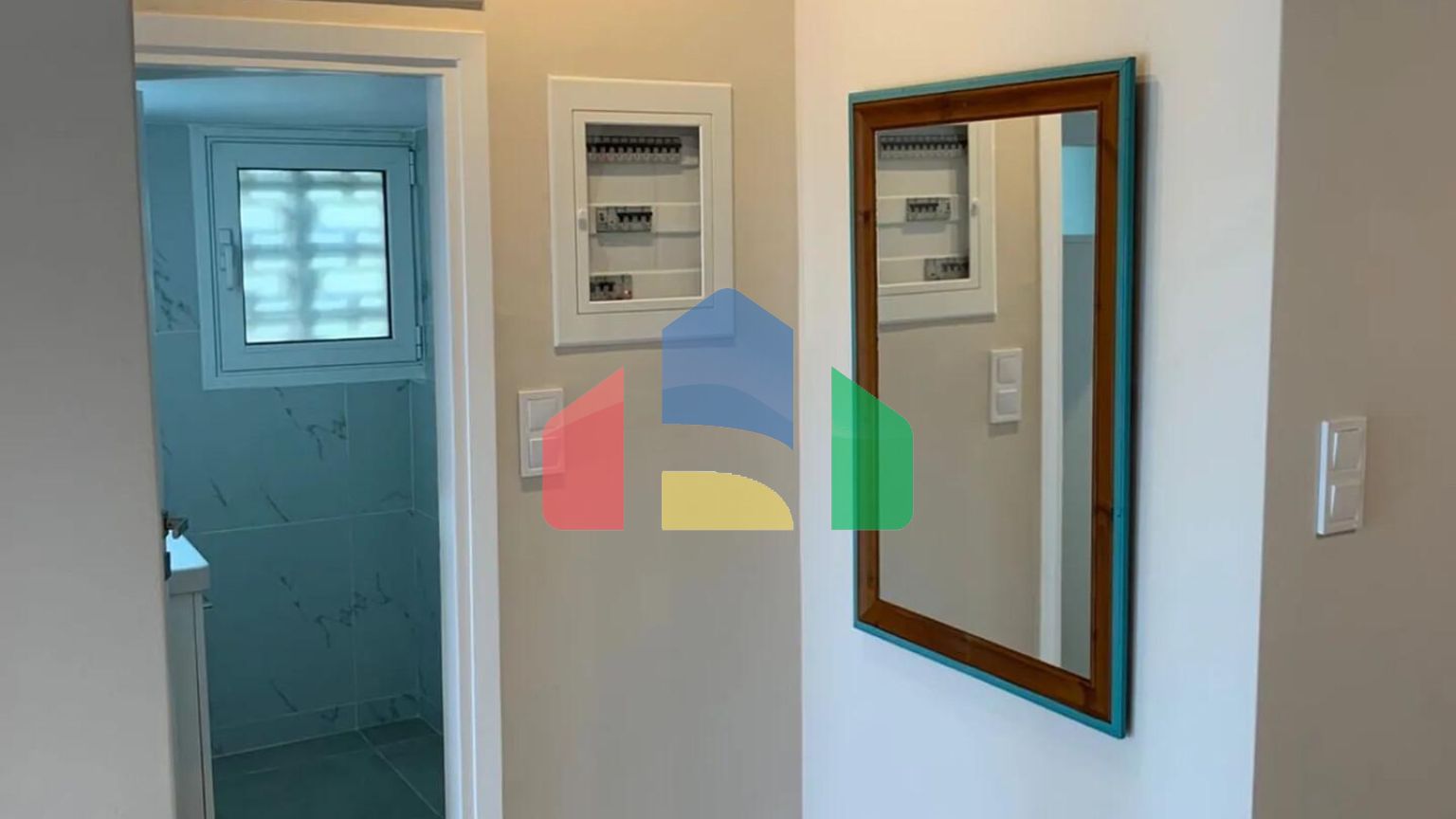 Продаж - Квартира 57 m² в Аттиці