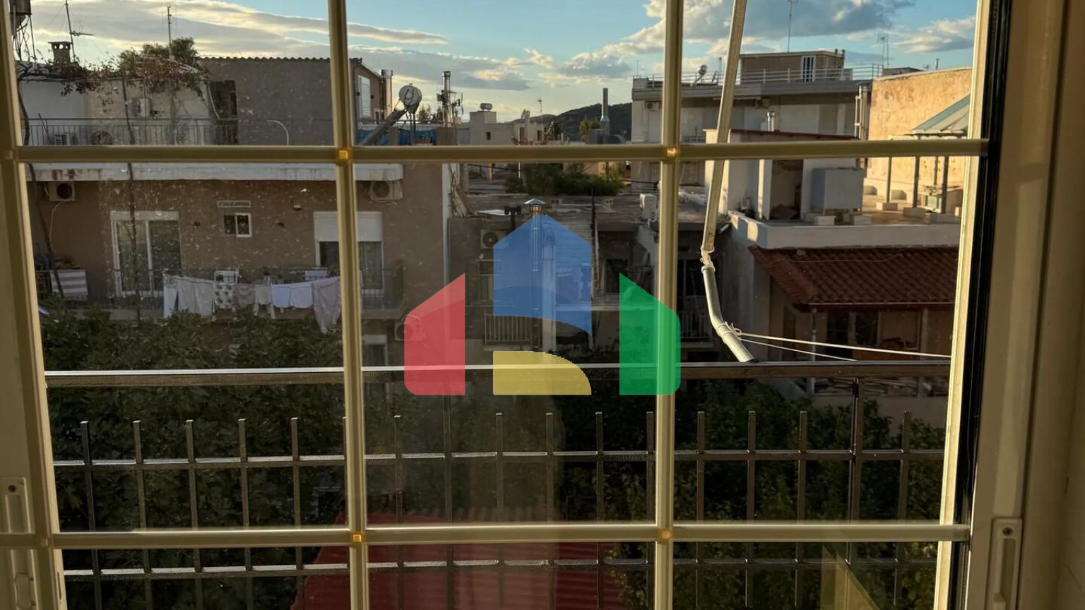 Продаж - Квартира 80 m² в Аттиці