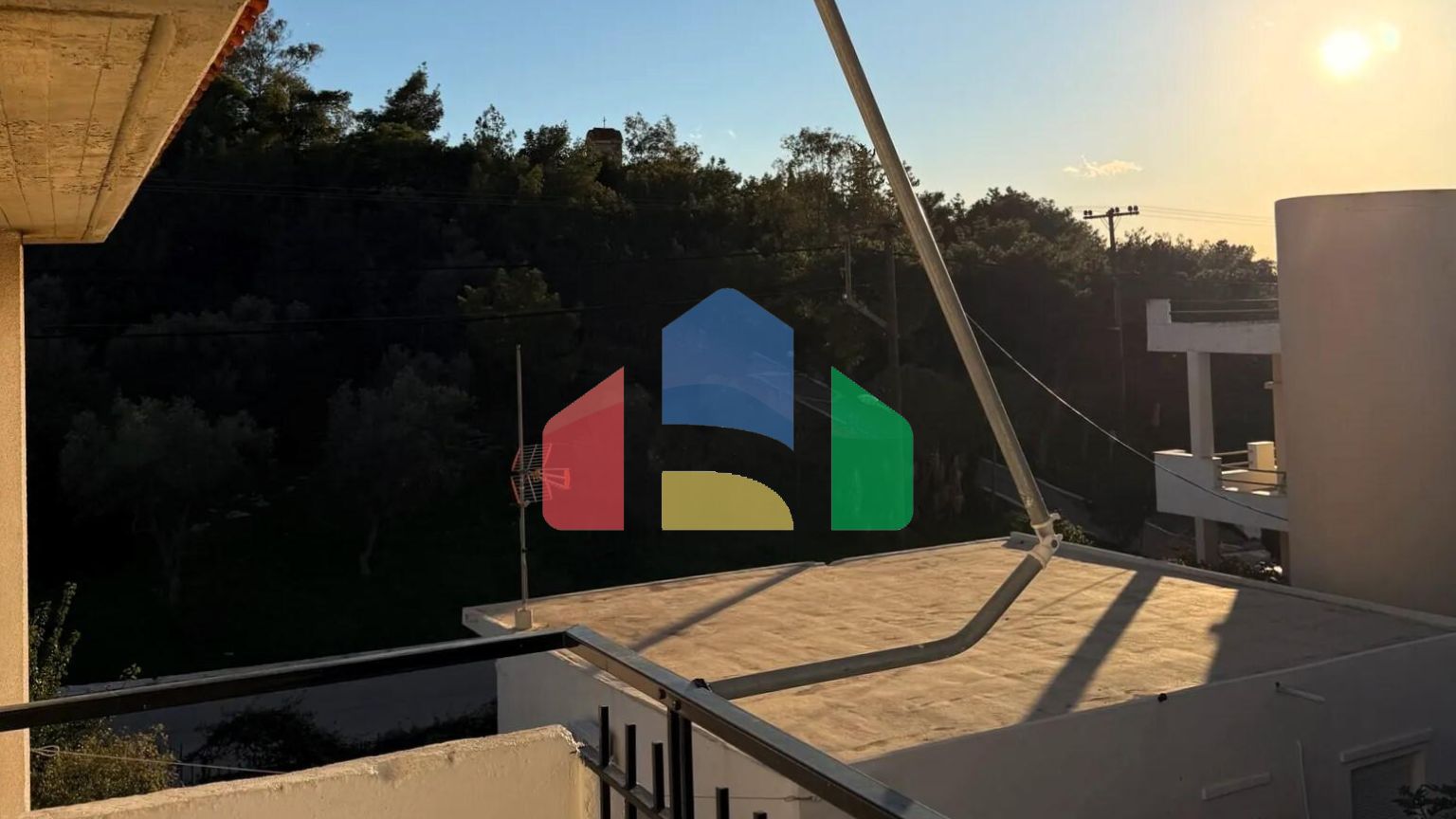 Продаж - Квартира 80 m² в Аттиці