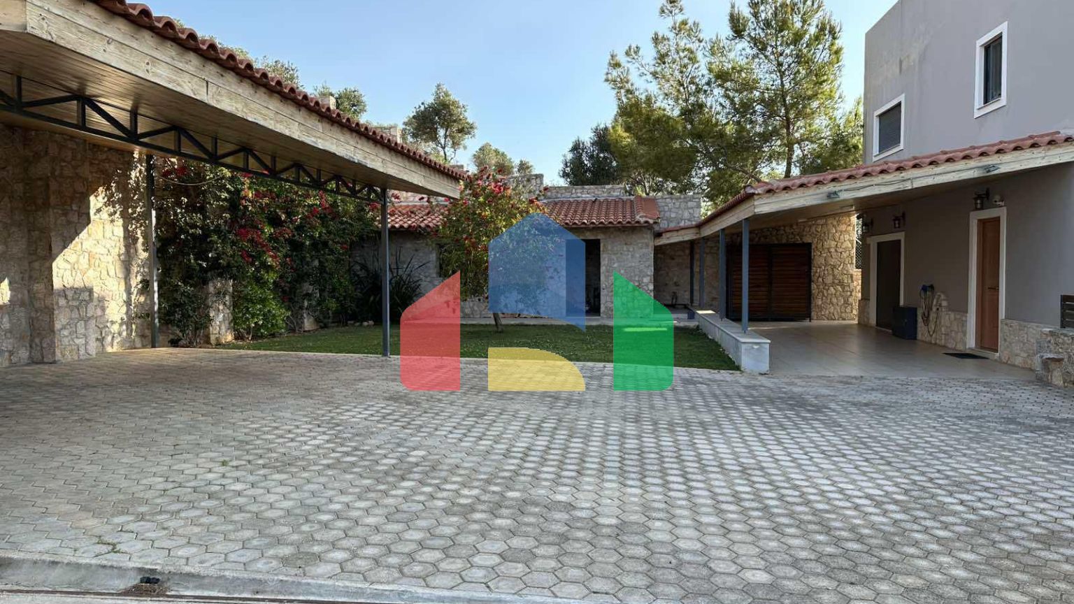 Продажа - Коттедж 428 m² в Аттике