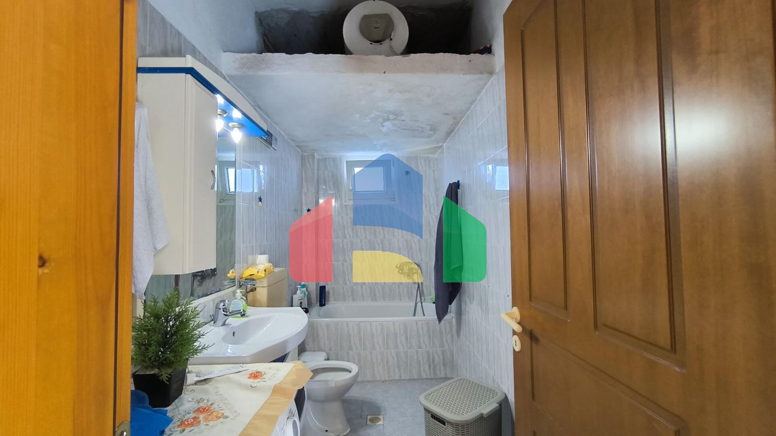 Продаж - Котедж 98 m² на Олімпійській Рив'єрі