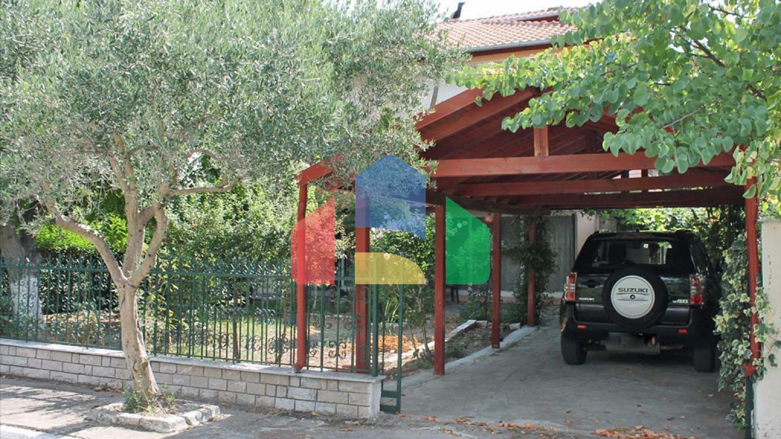 Продажа - Коттедж 300 m² на Олимпийской Ривьере