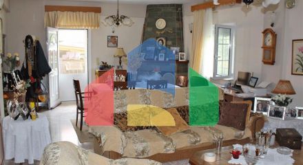 For Sale - Detached house 274 m² on the Olympic Coast