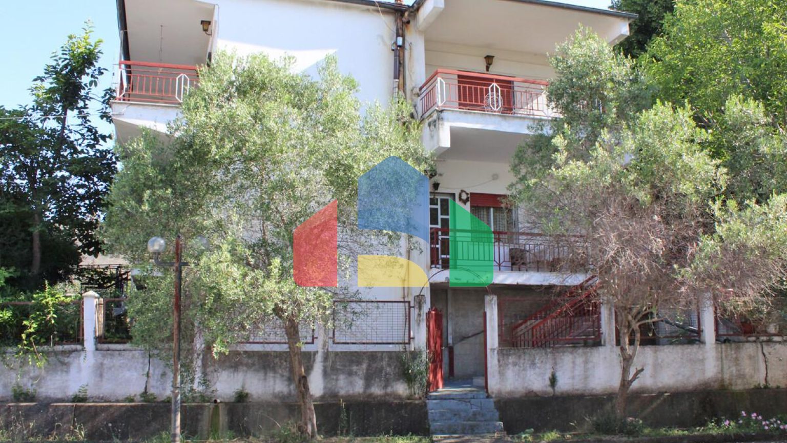 Продаж - Будівля 266 m² на Олімпійській Рив'єрі