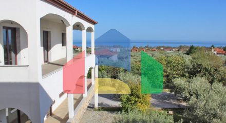 For Sale - Hotel 2700 m² on the Olympic Coast