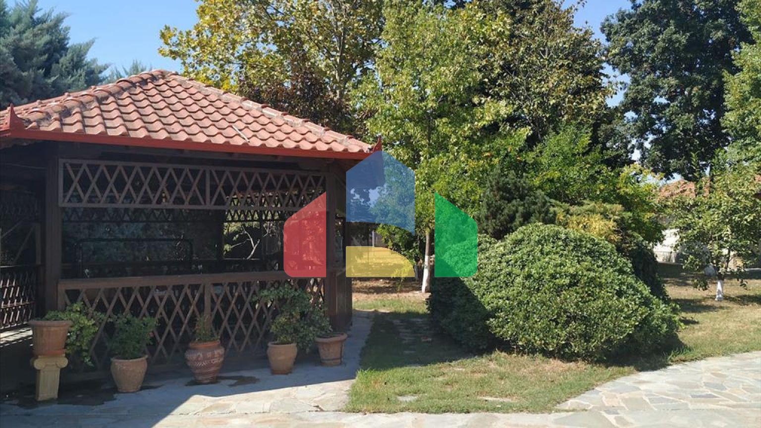 Продажа - Вилла 400 m² на Олимпийской Ривьере