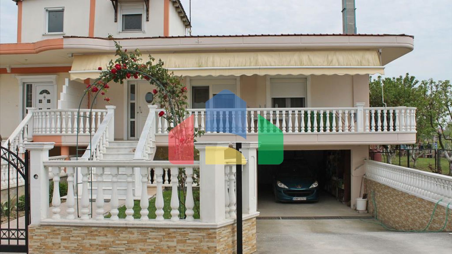 Продаж - Котедж 160 m² на Олімпійській Рив'єрі