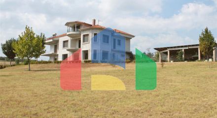 For Sale - Villa 500 m² on the Olympic Coast