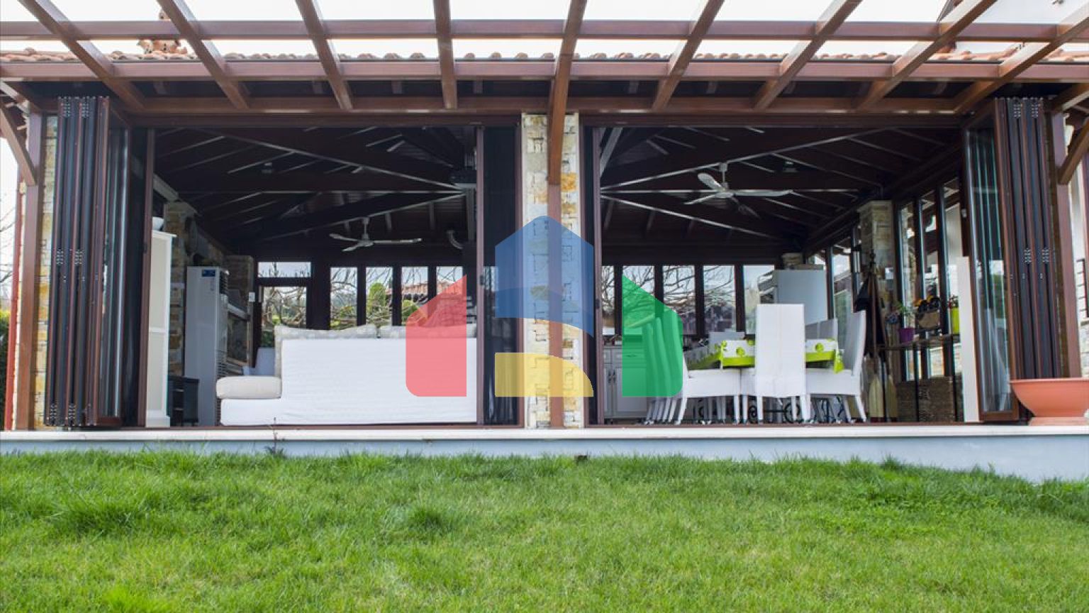 Продажа - Вилла 624 m² на Олимпийской Ривьере