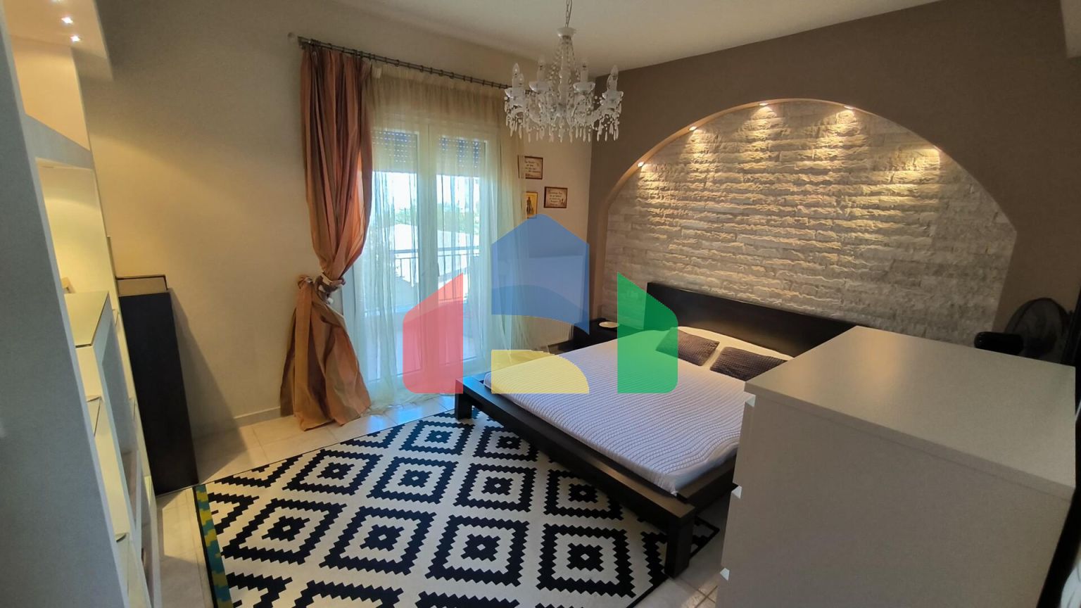 Продаж - Таунхаус 150 m² на Олімпійській Рив'єрі