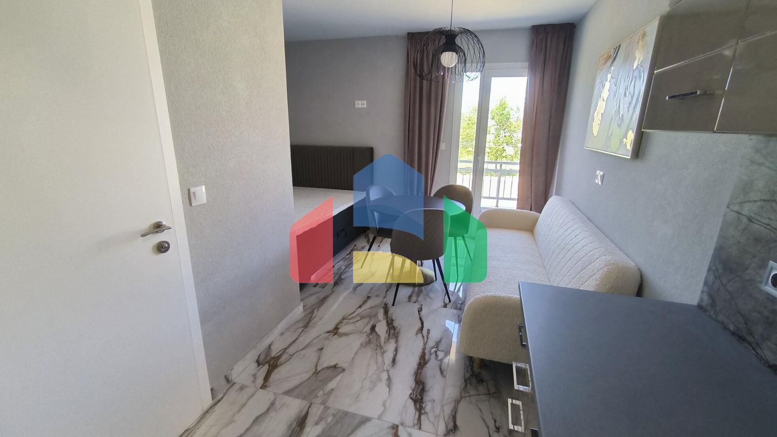 Продаж - Готель 434 m² на Олімпійській Рив'єрі