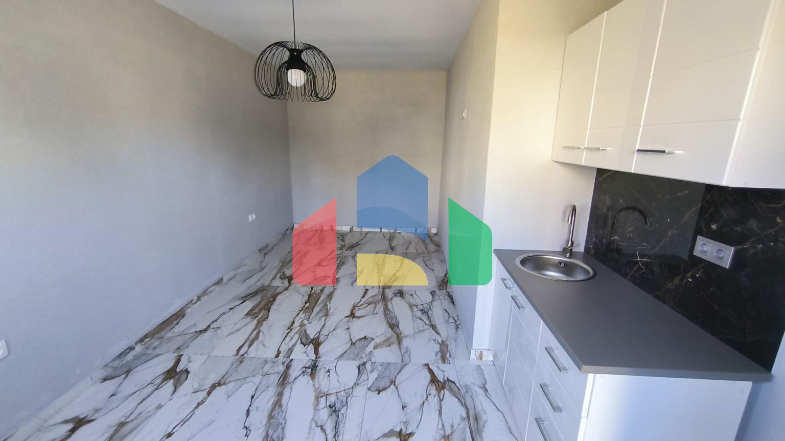 Продаж - Готель 434 m² на Олімпійській Рив'єрі