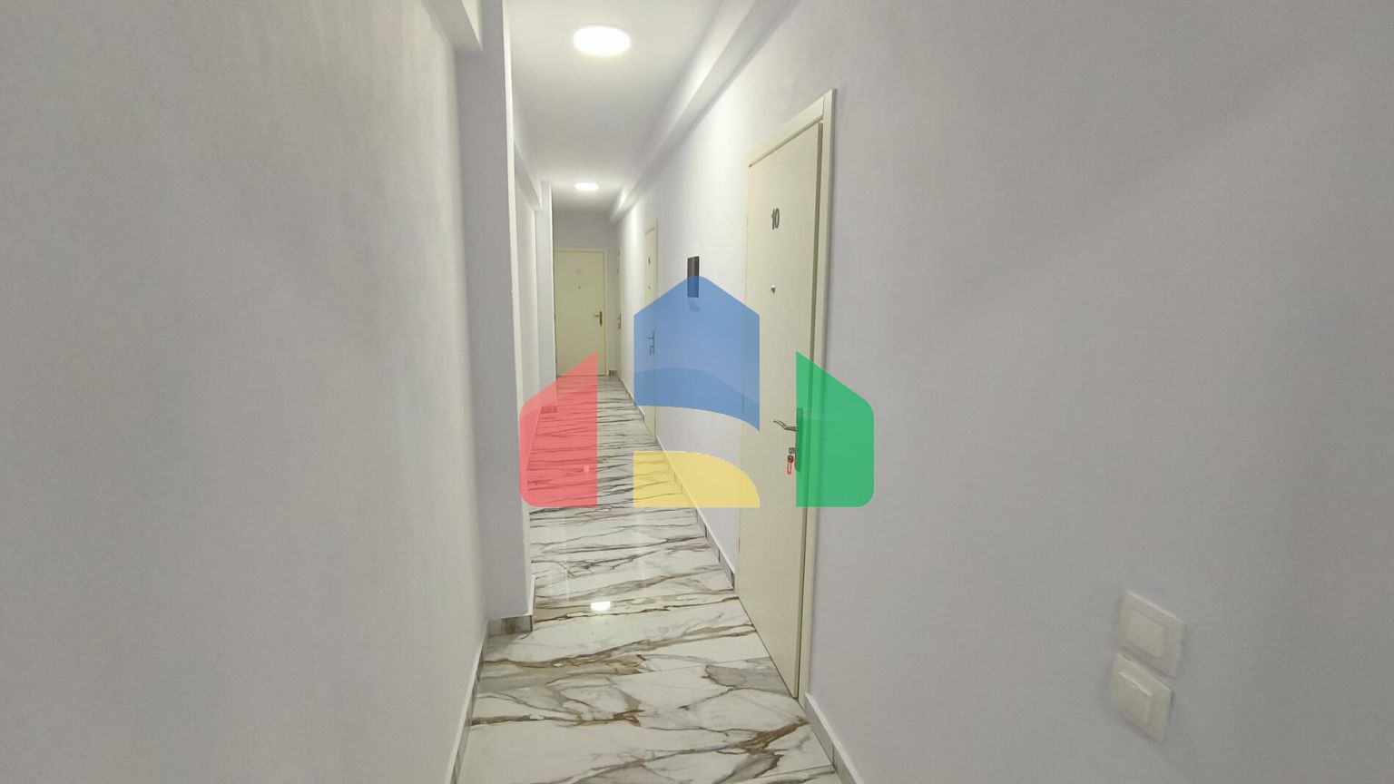 Продаж - Готель 434 m² на Олімпійській Рив'єрі