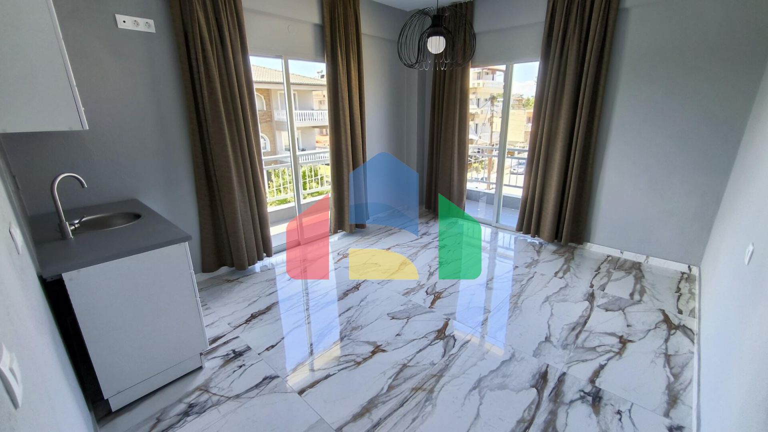 Продаж - Готель 434 m² на Олімпійській Рив'єрі