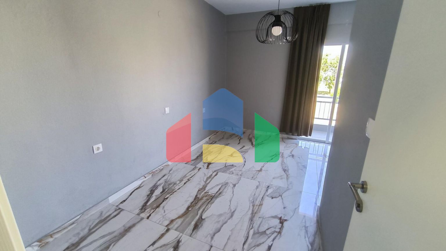 Продаж - Готель 434 m² на Олімпійській Рив'єрі