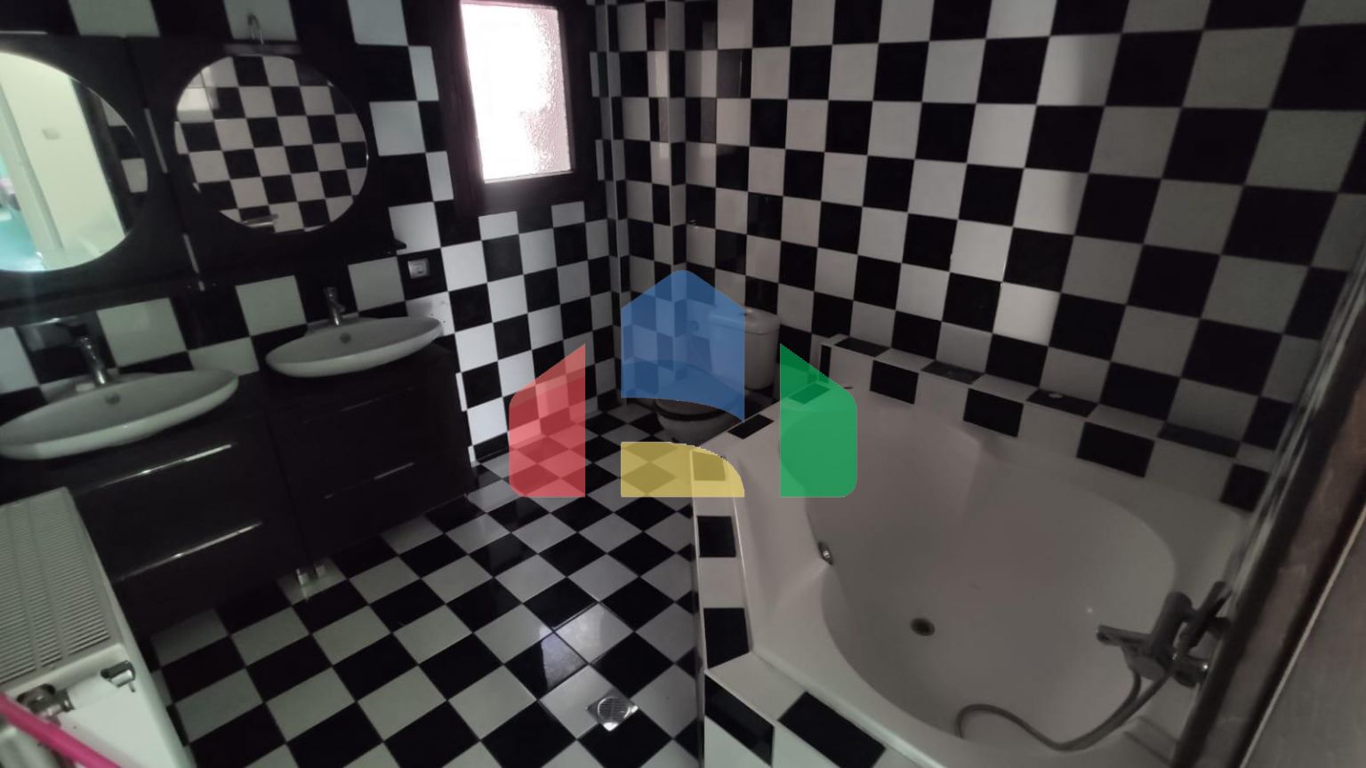 Продаж - Таунхаус 250 m² на Олімпійській Рив'єрі