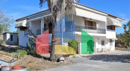 For Sale - Detached house 250 m² on the Olympic Coast