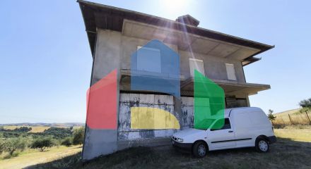 Продаж - Котедж 238 m² на Олімпійській Рив'єрі